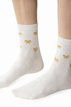 Dámske vzorované ponožky 099 ecru 38-40