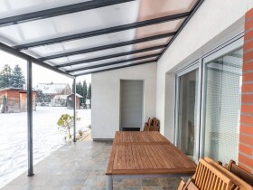 Hliníková pergola Terrassendach Original - antracit (4,26 × 3,06 m)