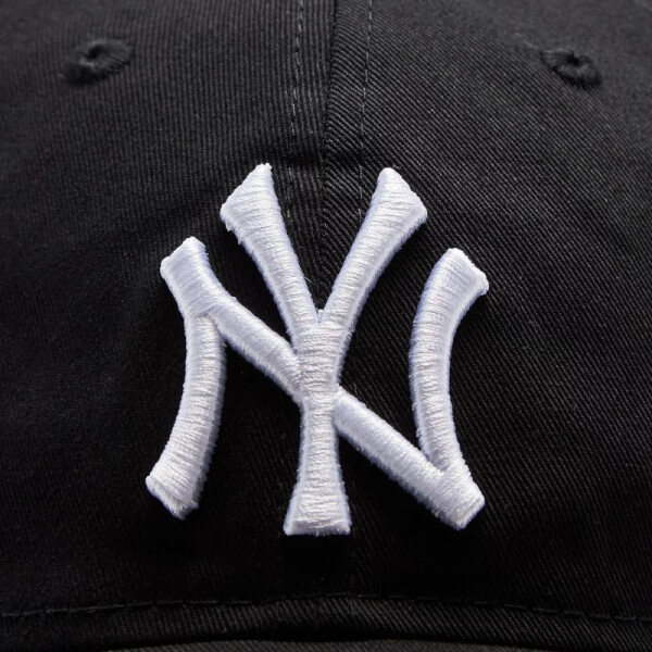 New Era 9TWENTY League Essentials New York Yankees Kšiltovka 60348852 OSFM