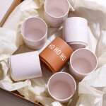 DESIGN LETTERS Porcelánový hrnček Brown HO HO HO 300 ml