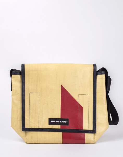 FREITAG F21 Nightclub