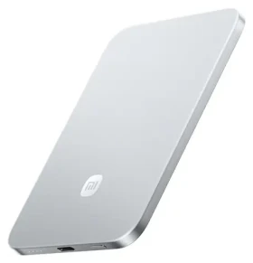 XIAOMI UltraThin Magnetic Power Bank 5000 Glacier Silver / Powerbanka / 5 000 mAh / 15W bezdrôtovo / 22,5W káblovo (74495)
