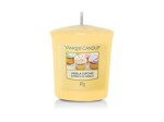 Yankee Candle Vanilla Cupcake vonná sviečka votívna 49g / doba horenia: až 15h (5038580000795)