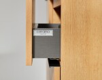 CERANO - Kúpeľňová skrinka Velora - dub medový, úchytka čierna + umývadlo z lit. mramoru Ovo - čierna matná - 80,5x58x46,5 CER-979972