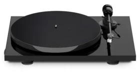Pro-Ject E1 BT + AT3600L - High Gloss Black / Gramofón / remienkový / RCA kábel 1.23m (9pe1bbtat)