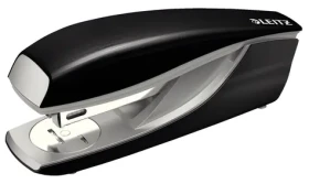 Leitz NeXXt STYLE 5562 saténovo čierna / Stolová zošívačka / 3 mm / až 30 listov / P3 24/6 a 26/6 (55620094)