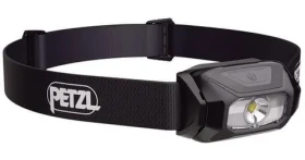 Petzl Tikkina čierna / Čelové svietidlo / 300 lm / dosvit až 65 m / 3x AAA / IPX4 (E060AB00)