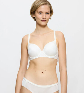 BODY MAKE-UP SOFT TOUCH - Hladká podprsenka s vypchávkami a kosticami Triumph VANILLE 85C