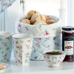 GREEN GATE Latté hrnček Sila White 400 ml