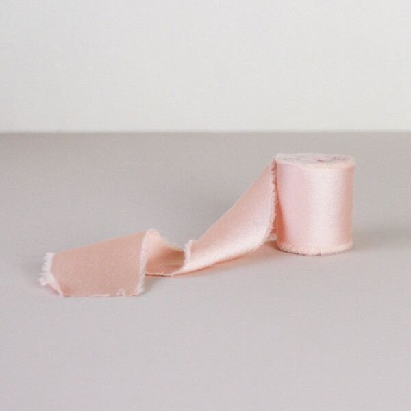 Bella Rose Saténová stuha 4 cm – Light Salmon (4,5 m)