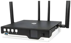 Turris Omnia NG / Router / Wi-Fi 6 + Wi-Fi 7 / 4X 2,5 GbE / 1x SFP + WAN / USB 3.0 / M.2 (RTROM04-NG)