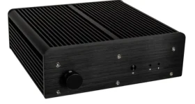 Akasa Fanless Pascal PX IP65 UCFF čierna / Mini ITX / IP65 / pre dosky Intel 8. generácie / bez ventilátora (A-NUC56-M1B)