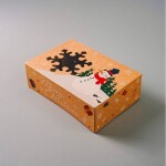 Vánočná krabica na cukrovinky kraftová s vločkou (22 x 15 x 7 cm) - dortis - dortis
