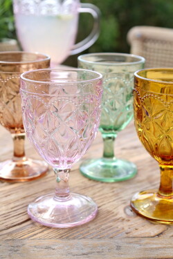 Chic Antique Sklenice na víno Saint-Émilion 250 ml Světle růžová