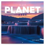 NOTIQUE Poznámkový kalendár Naša Planéta 2026 - Východná / 30 x 30 cm (PGP-35470-V)