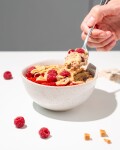 Vilgain Minútová proteínová kaša – čokoláda a karamel 400 g