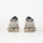 Tenisky New Balance 9060 Beige/ Sea Salt EUR 43