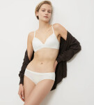 Triumph - Body Make-Up Soft Touch - polstrovaný bez podšívky, ako druhá koža Triumph VANILLE 75B