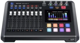 Tascam Mixcast 4 čierna / Podcastový mixér / Dotykový displej / Bluetooth / 4X XLR/TRS vstup / USB-C (MIXCAST 4)