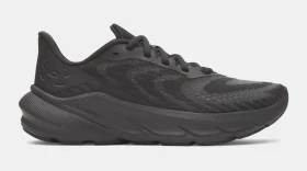 Under Armour UA W Turbulence 3-BLK Dámske topánky čierne 39 6006718-002-8