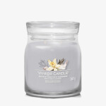 Yankee Candle Signature Smoked Vanilla amp; Cashmere stredný pohár 368g / doba horenia až: 50 h (5038581129549)