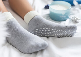 Dámske ponožky Steven ABS art.126 černá 35-37