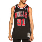 Mitchell Ness Chicago Bulls NBA Swingman Alternate Jersey Bulls 97 Dennis Rodman SMJYGS18152-CBUBLCK97DRD Pánske oblečenie