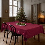 JUNA Vyšívaný obrus Christmas Fable Red 270 × 150 cm