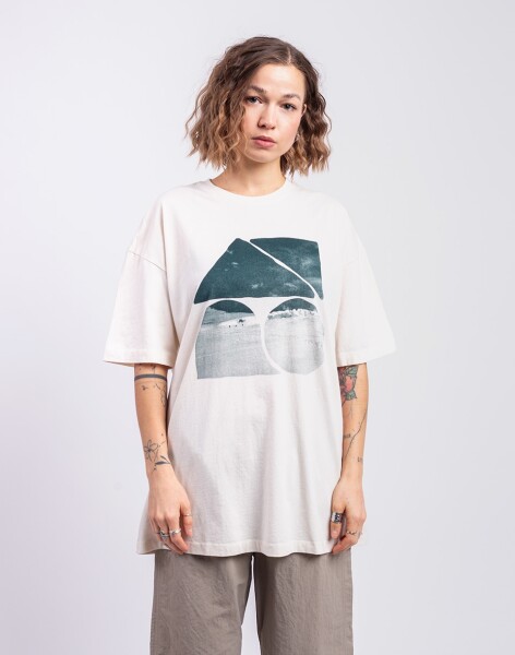 Patagonia W's Oversized Driftways Organic T-Shirt Undyed Natural S