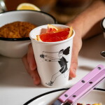 Helen b Porcelánový hrnček Motivation is key 220 ml