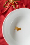 Bella Rose Porcelánová misa Zlaté prasiatko / červená linka 1,2 l
