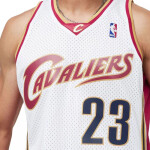 Mitchell & Ness NBA Swingman Jersey Cavaliers 03 Lebron James M SMJYCP19209-CCAWHIT03LJA pánske XL