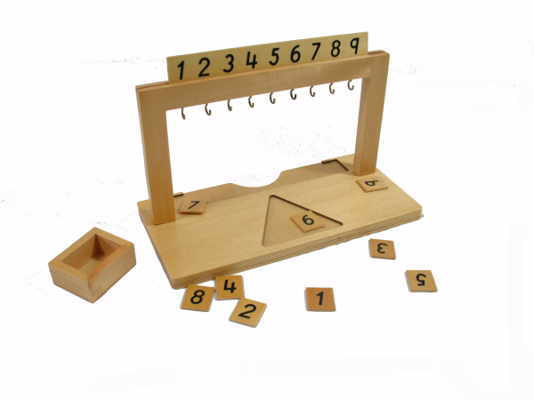 Moyo Montessori Moyo Montessori Stojan na farebné korálkové schody