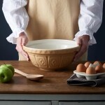 Mason Cash Porcelánová misa Cane Cinnamon 2,7 l / ⌀ 26 cm