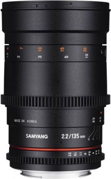 Samyang Nikon F 135 mm F/2.2 ED UMC VDSLR