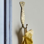 Bloomingville Kovový vešiak Chalix Brass