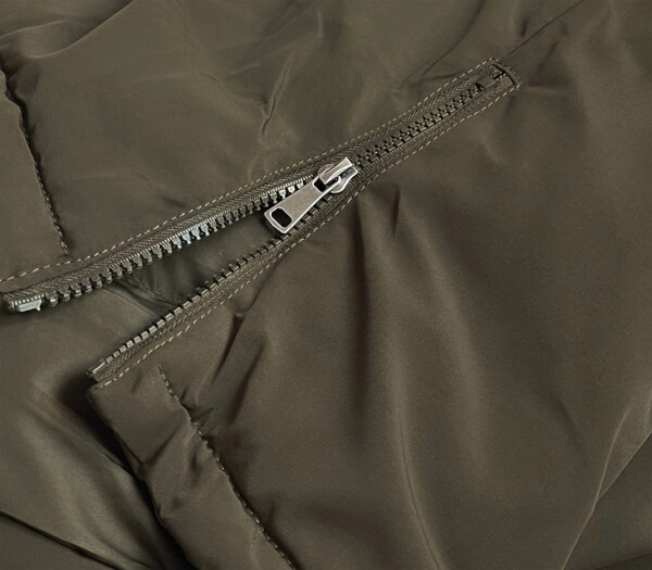 Dámska zimná bunda parka v khaki farbe (CAN-588) odstíny zelené M (38)