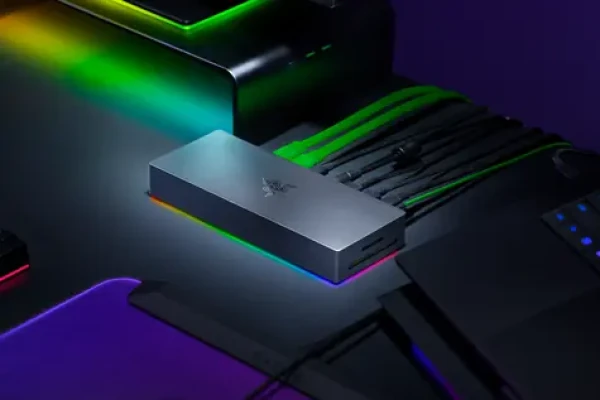 Razer Thunderbolt 5 Dock Chroma / Dokovacia stanica / Thunderbolt 5 / RGB podsvietenie (RC21-02290100-R3EK)