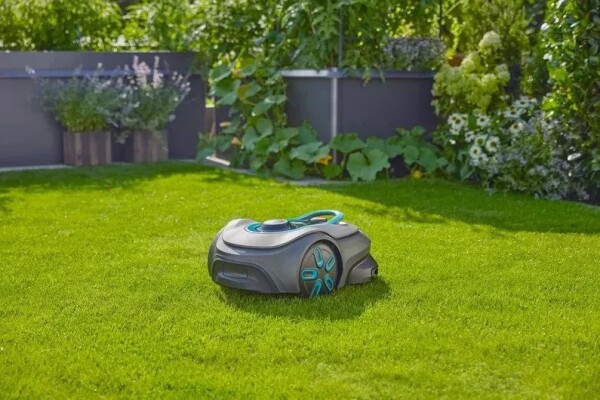 Gardena Gardena Robotic Lawnmower smart SILENO free 900 m²