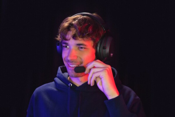 Cherry CHERRY Xtrfy H3 Gaming Headset Wireless