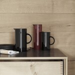 Stelton EM 77 čierna / rýchlovarná kanvica / 1850 W / 1.5 l (890)