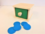 Moyo Montessori Moyo Montessori Dojčenská kasička