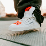 Tenisky Off-White 3.0 Off Court White Orange EUR 43