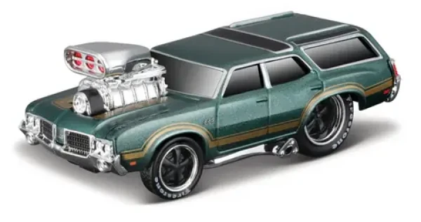 Maisto Muscle Machines - 1970 Oldsmobile Vista Cruiser