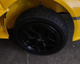 Mamido Mamido Náhradné nafukovacie koleso s puklicou pre Lamborghini Revuelto