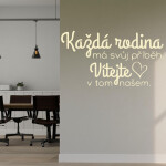 Veselá Stena Samolepka Každá rodina má svoj príbeh Farba: oranžová, Veľkosť: 60 x 34 cm