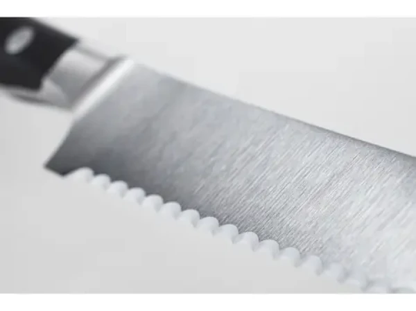 Wüsthof CLASSIC IKON / Nôž na chlieb / 20 cm / dvojito vrúbkované ostrie (1040331020)