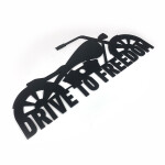 Veselá Stena Drevená nástenná čierna dekorácia Drive to Freedom