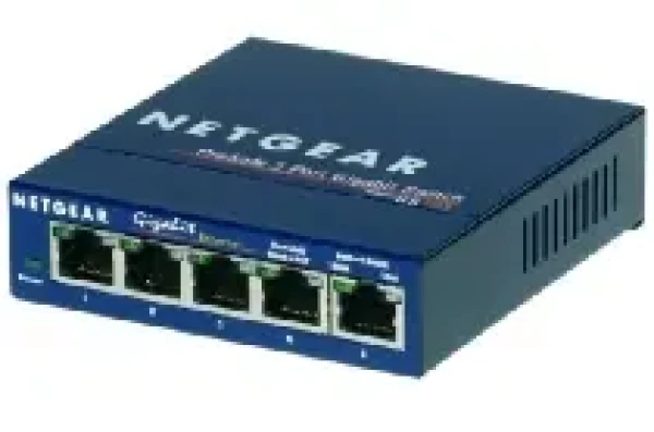 NETGEAR Prosafe GS105GE/ switch / 5-port 10/100/1000 Mbps (GS105GE)