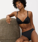 Triumph - Body Make-Up Soft Touch: vystužená podprsenka s 3D Breeze penou Triumph BLACK 85B